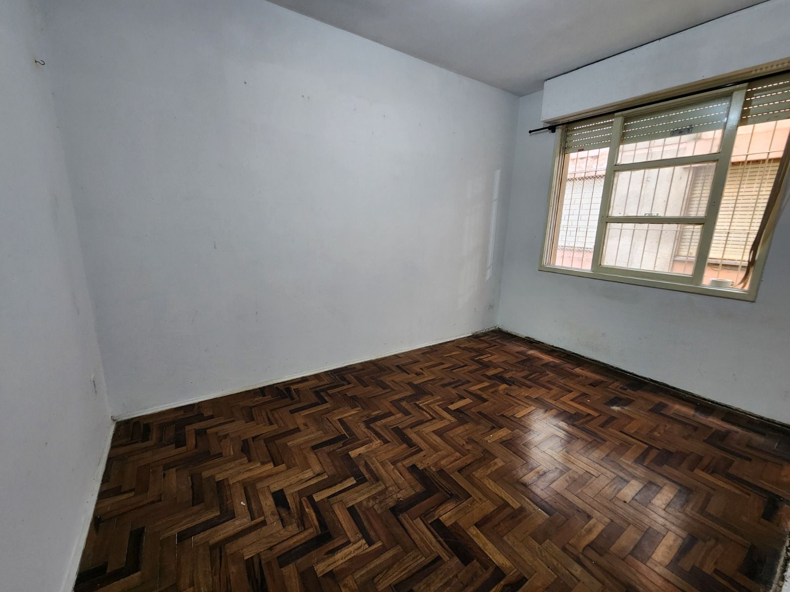 Excelente oportunidade ! Apartamento 2 dormitórios bairro Ipanema, sem risco de alagamentos ! — foto 12