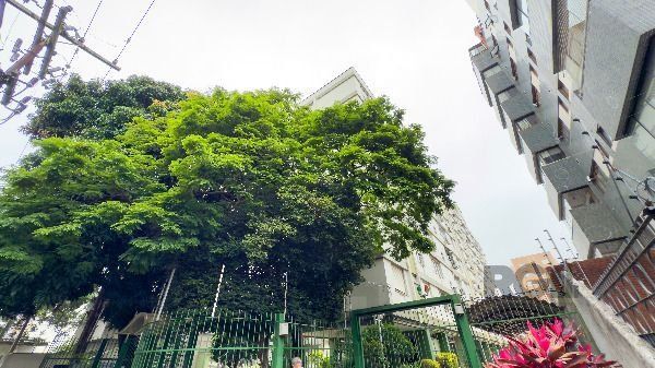 Apartamento em Porto Alegre, no bairro Rio Branco, com 3 dormitório(s), e 3 banheiros, à venda. — foto 1