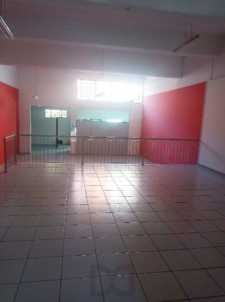 Loja para Venda - 700m², 0 dormitórios, Azenha — foto 3
