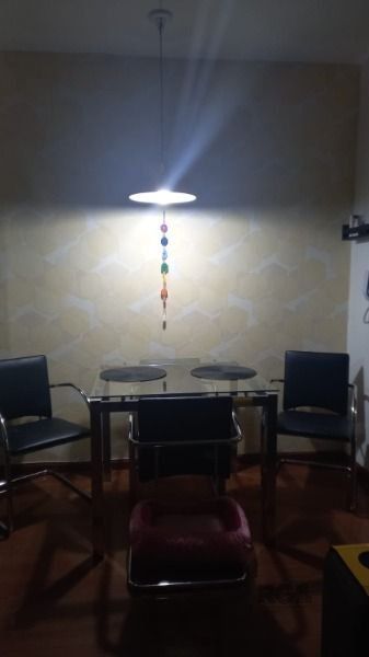 Apartamento em Porto Alegre, no bairro Cristal, com 1 dormitório(s), e 1 banheiros, à venda. — foto 1