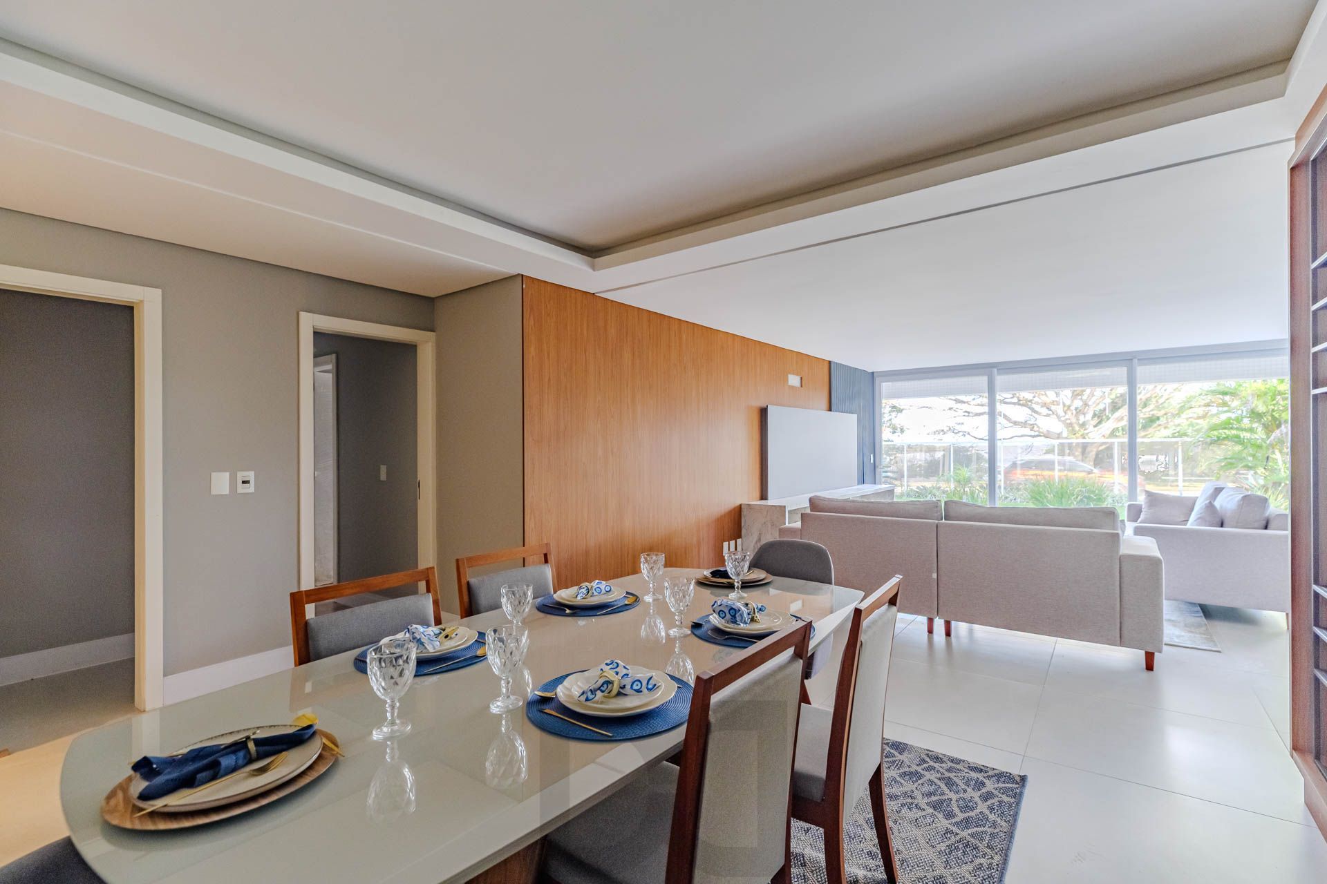 Apartamento - 3 dormitórios, sendo 3 suites, 4 vagas - Vila Assunção — foto 3