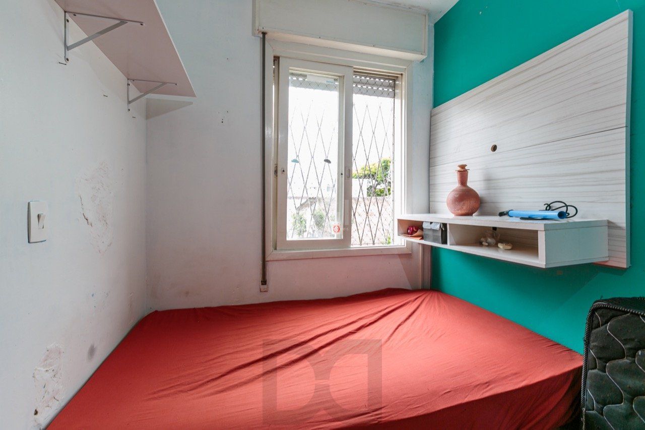 Apartamento amplo de 2 dormitórios com vaga no bairro Partenon em Porto Alegre — foto 25