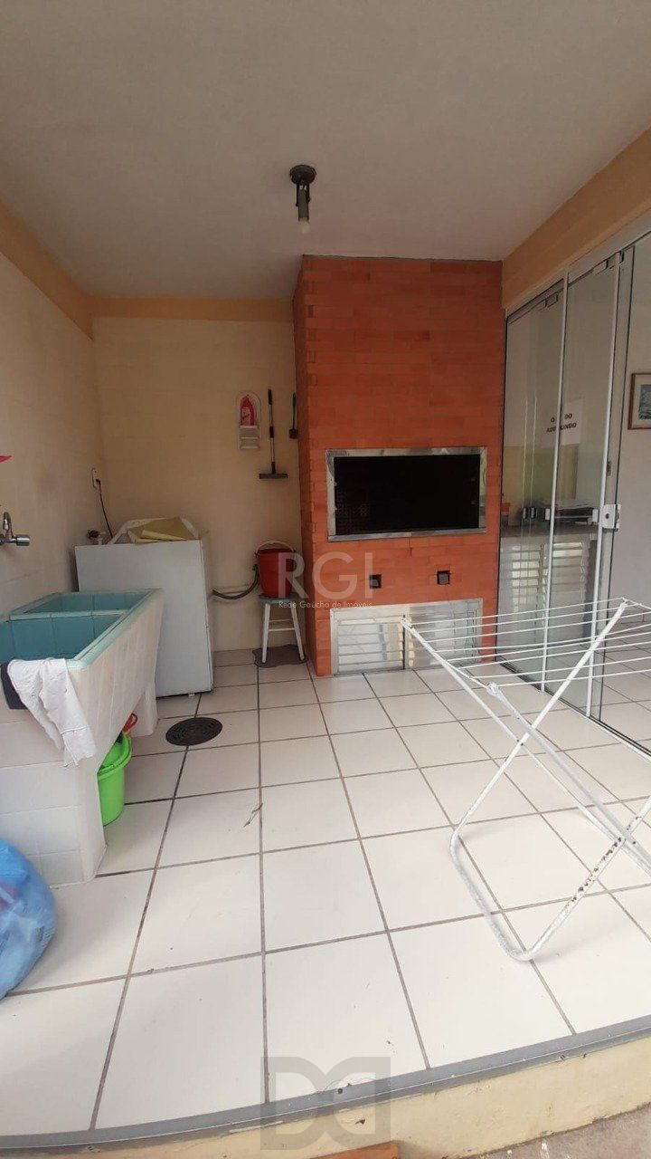Casa para Venda - 250m², 3 dormitórios, sendo 1 suites, 3 vagas - Chácara das Pedras — foto 33