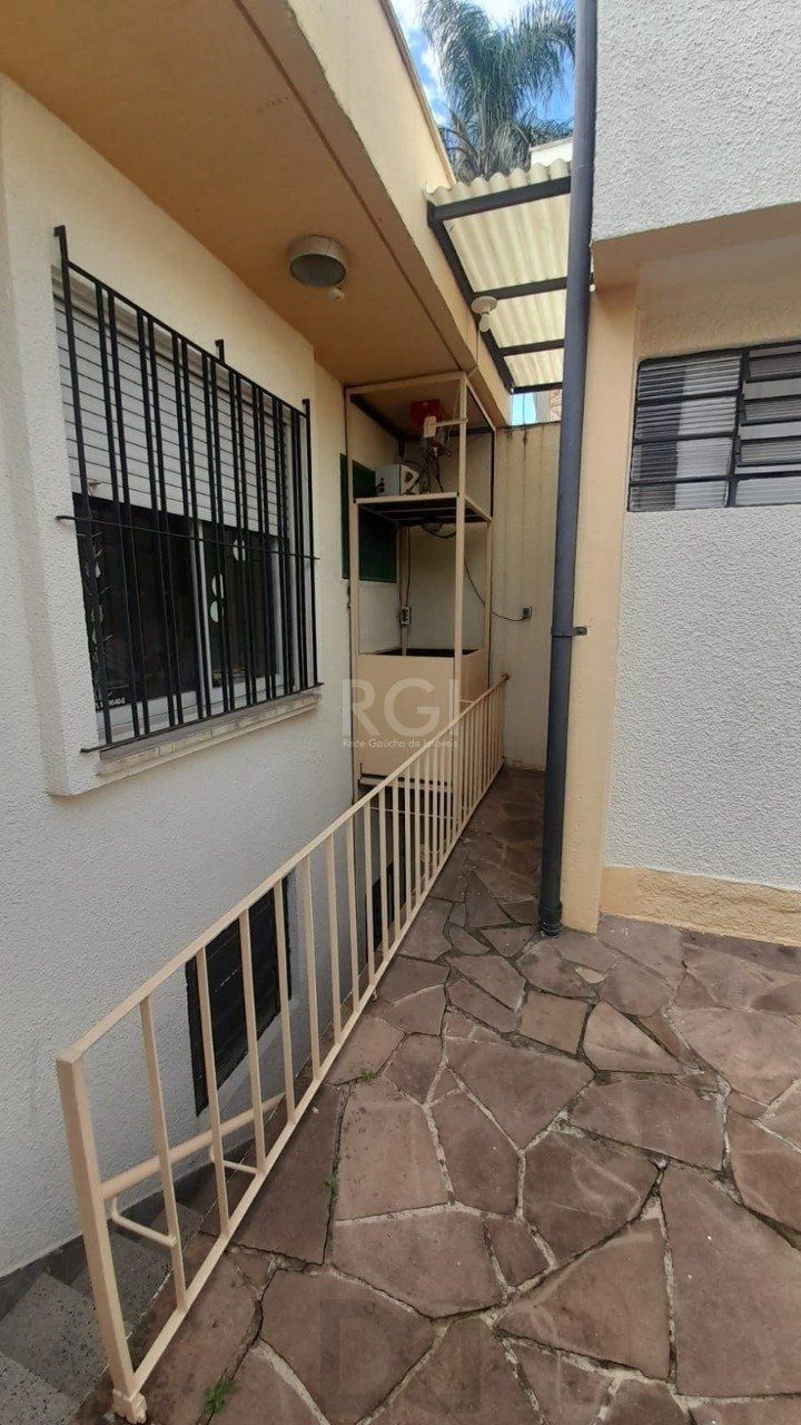 Casa para Venda - 250m², 3 dormitórios, sendo 1 suites, 3 vagas - Chácara das Pedras — foto 31