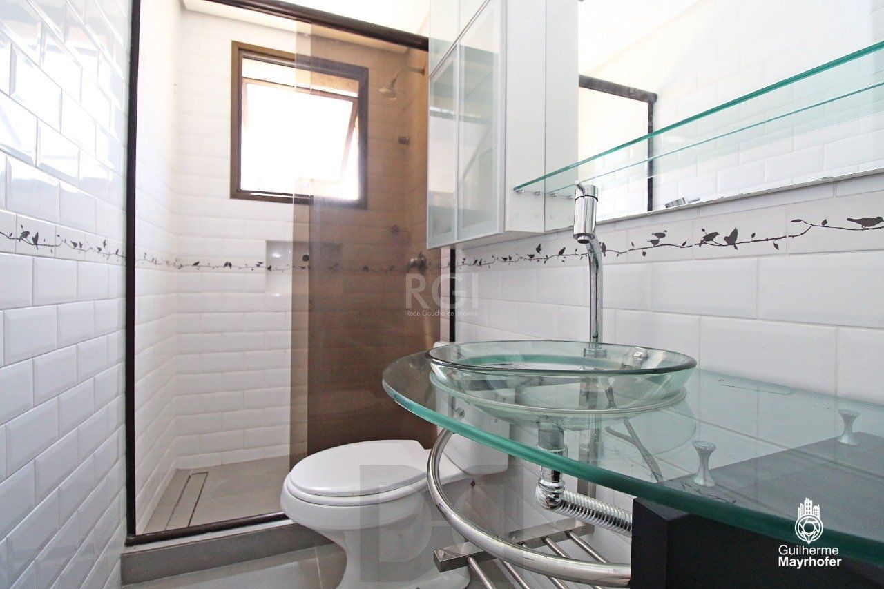 Apartamento para Venda - 76.17m², 2 dormitórios, sendo 1 suites, 2 vagas - Menino Deus — foto 6