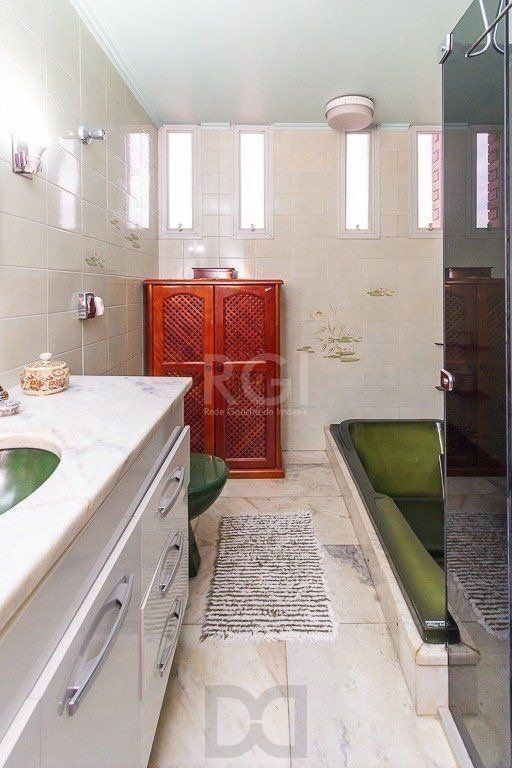 Casa para Venda - 350m², 3 dormitórios, sendo 2 suites, 5 vagas - Santo Antonio — foto 9