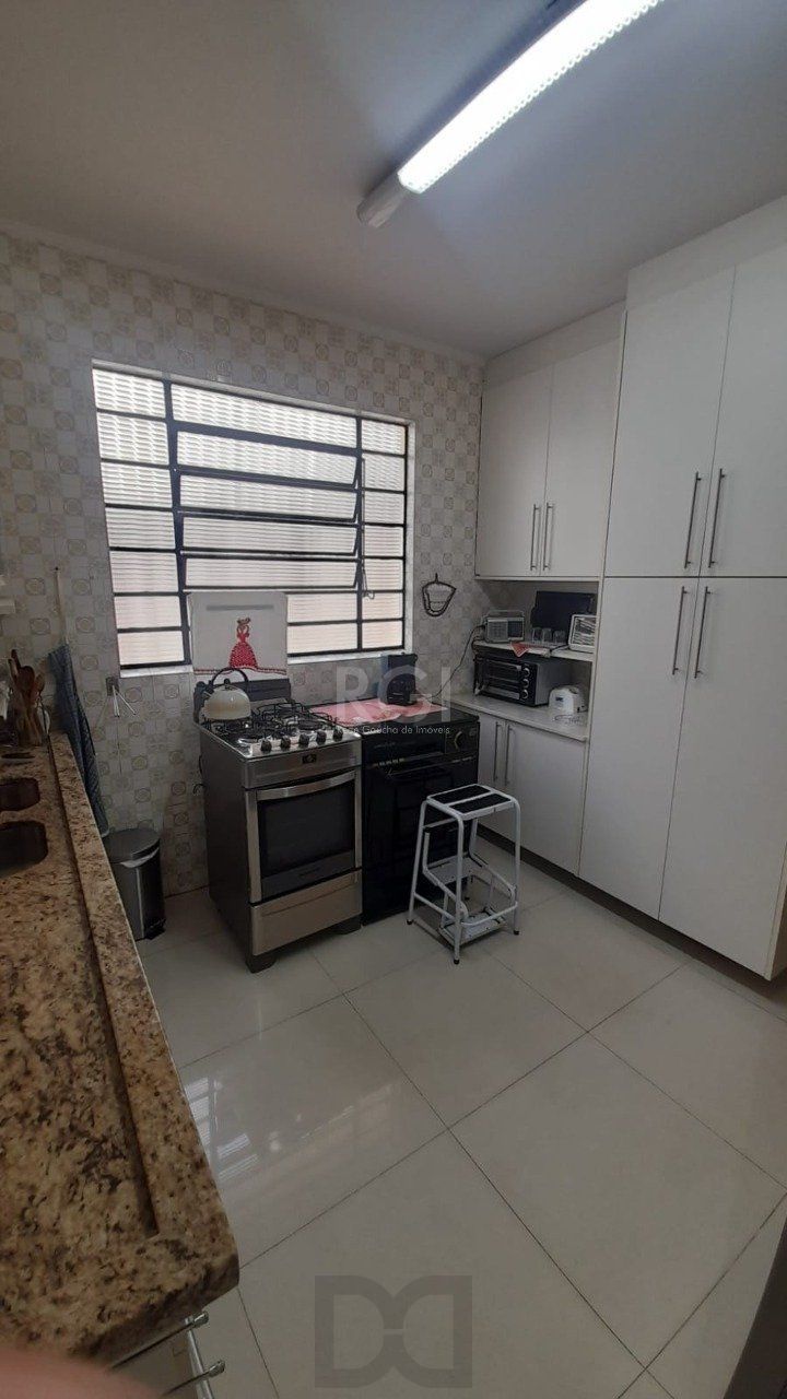 Casa para Venda - 250m², 3 dormitórios, sendo 1 suites, 3 vagas - Chácara das Pedras — foto 14