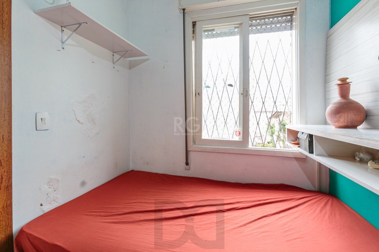 Apartamento amplo de 2 dormitórios com vaga no bairro Partenon em Porto Alegre — foto 26