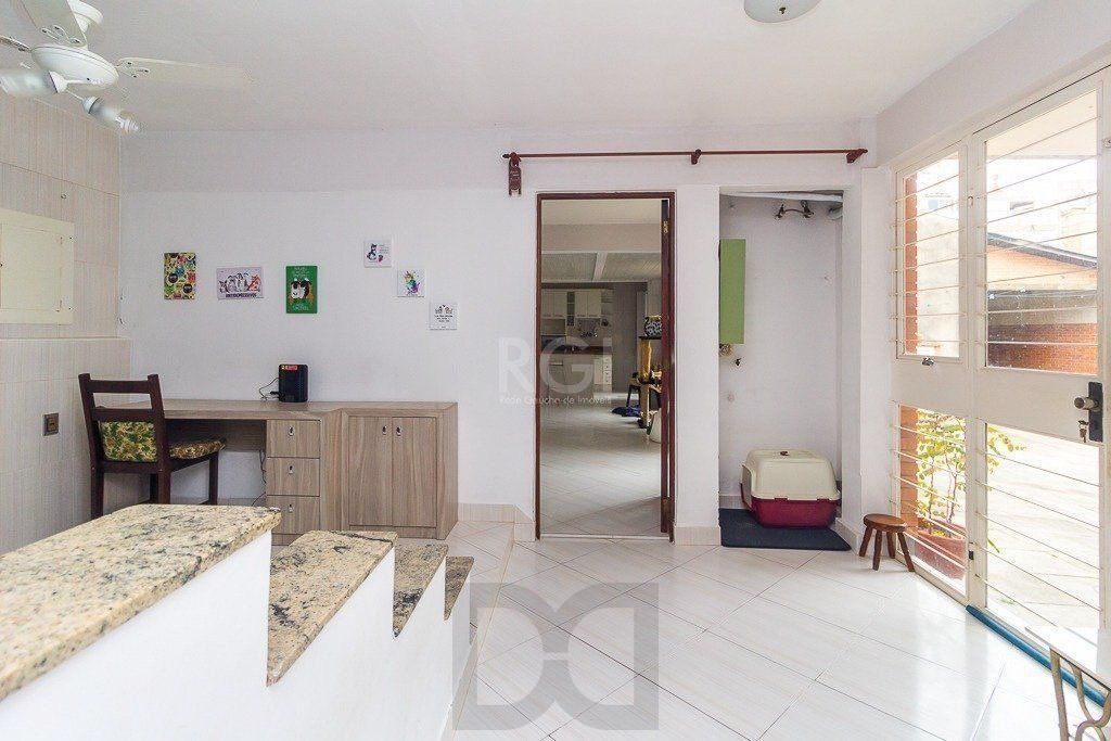 Casa para Venda - 350m², 3 dormitórios, sendo 2 suites, 5 vagas - Santo Antonio — foto 23