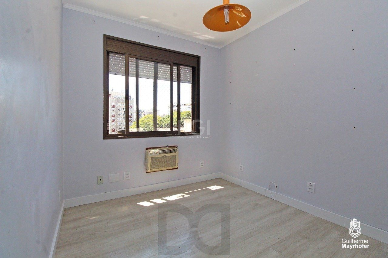 Apartamento para Venda - 76.17m², 2 dormitórios, sendo 1 suites, 2 vagas - Menino Deus — foto 19