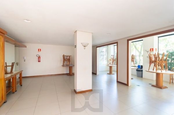 Apartamento com 2 quartos e 84m² no bairro Santo Antônio em Porto Alegre — foto 20