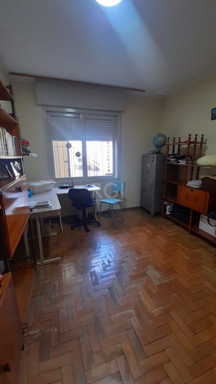 Casa para Venda - 250m², 3 dormitórios, sendo 1 suites, 3 vagas - Chácara das Pedras — foto 24