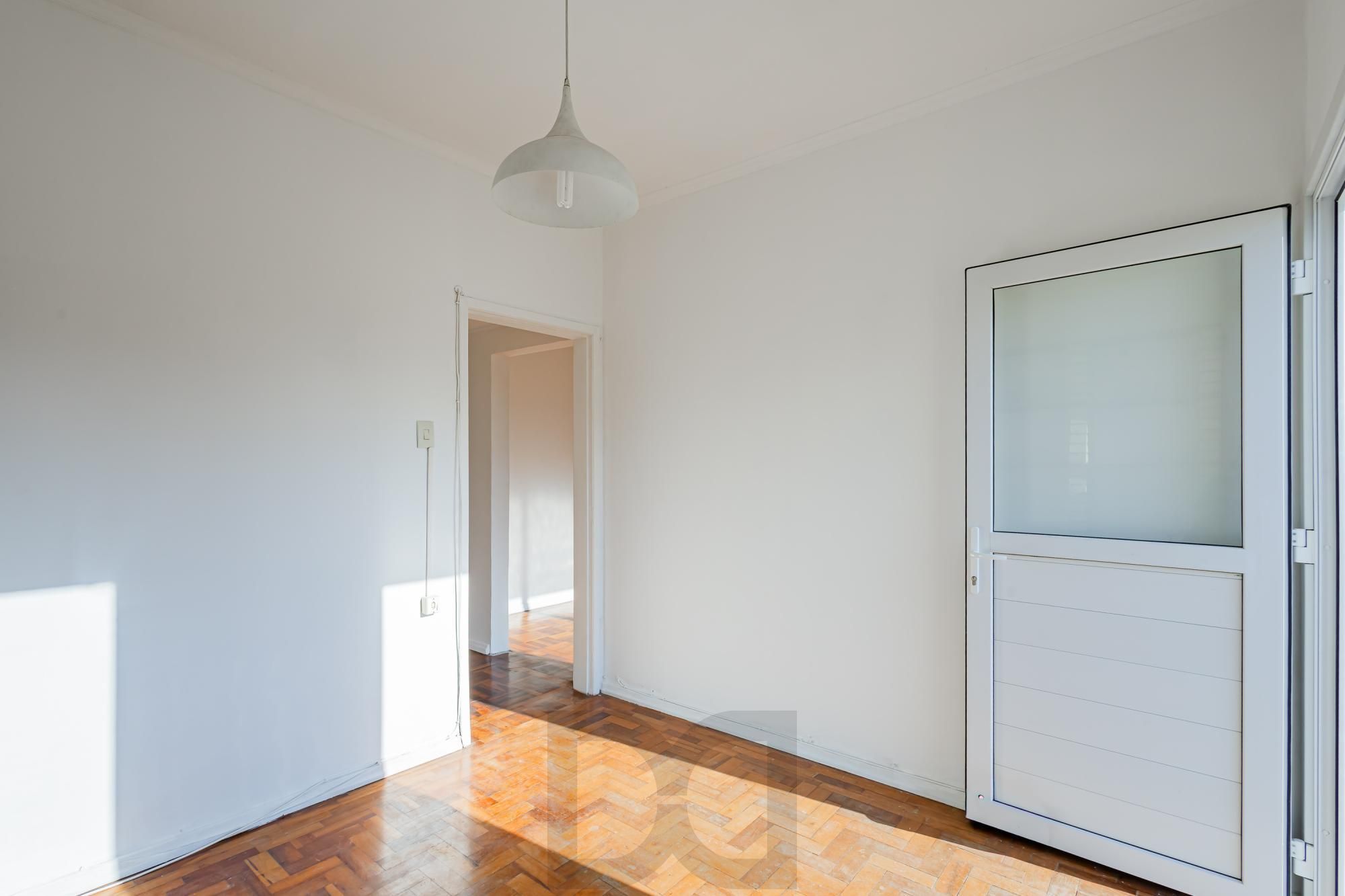 Apartamento de 2 Quartos com pátio no bairro Petrópolis — foto 6