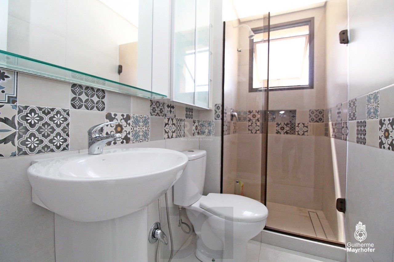 Apartamento para Venda - 76.17m², 2 dormitórios, sendo 1 suites, 2 vagas - Menino Deus — foto 17