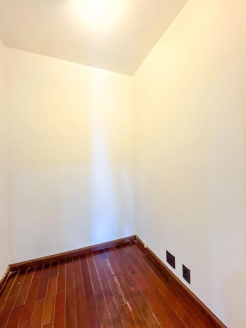 Casa no Três Figueiras — foto 8