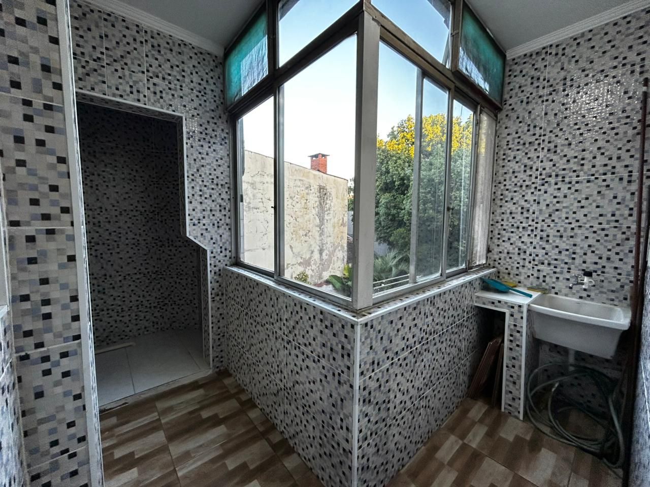 Apartamento 2 dormitórios reformado — foto 9