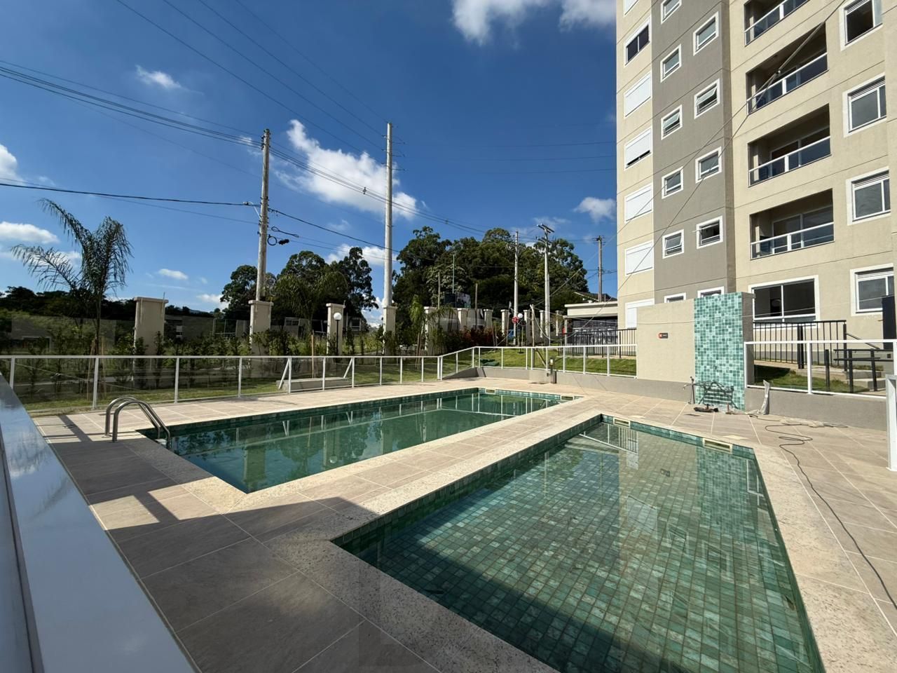 Apartamento com sacada e churrasqueira no bairro Jardim Planalto!! — foto 13