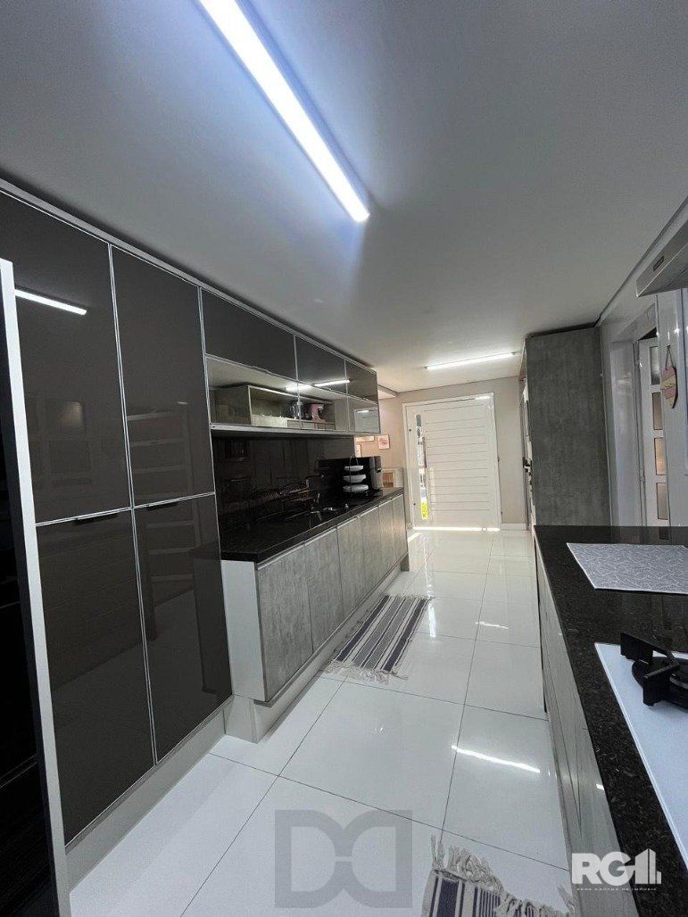 Casa Reformada no Bairro Medianeira — foto 6