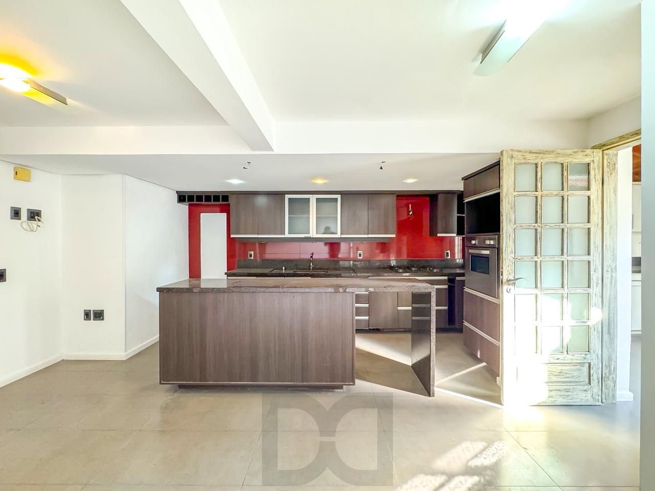 Casa no Três Figueiras — foto 28