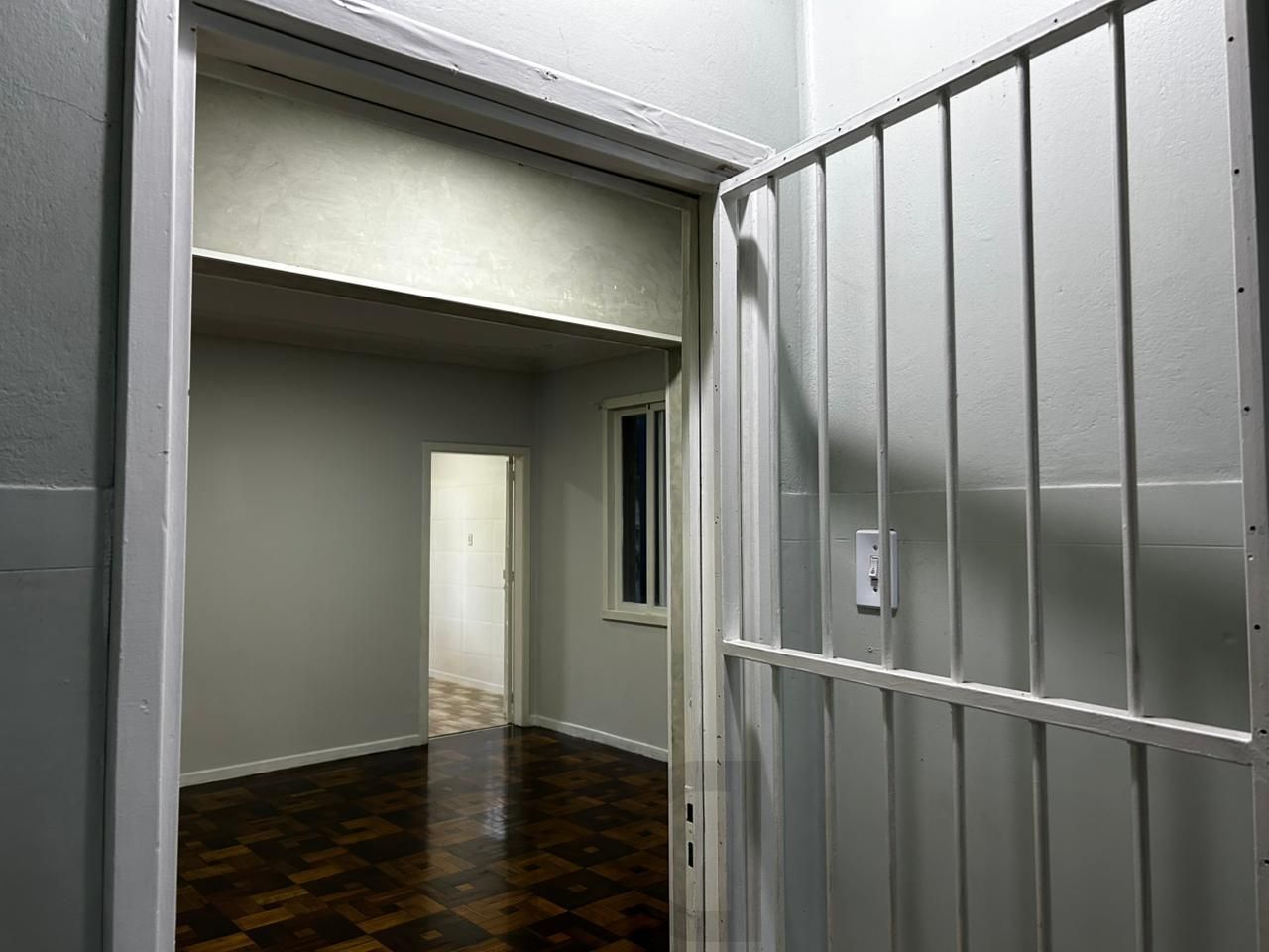 Apartamento 2 dormitórios reformado — foto 5
