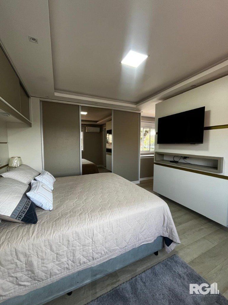 Casa Reformada no Bairro Medianeira — foto 8