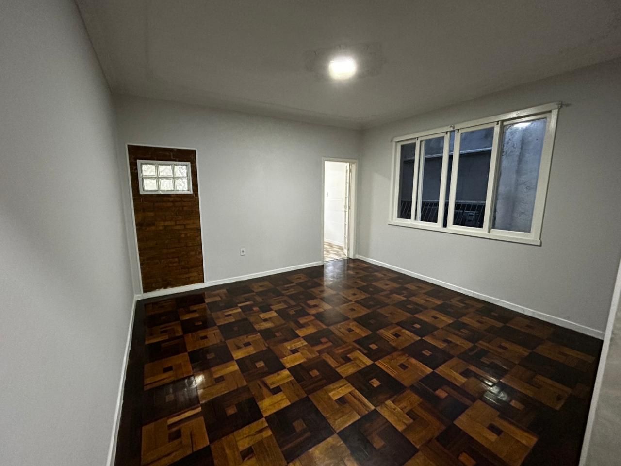 Apartamento 2 dormitórios reformado — foto 1