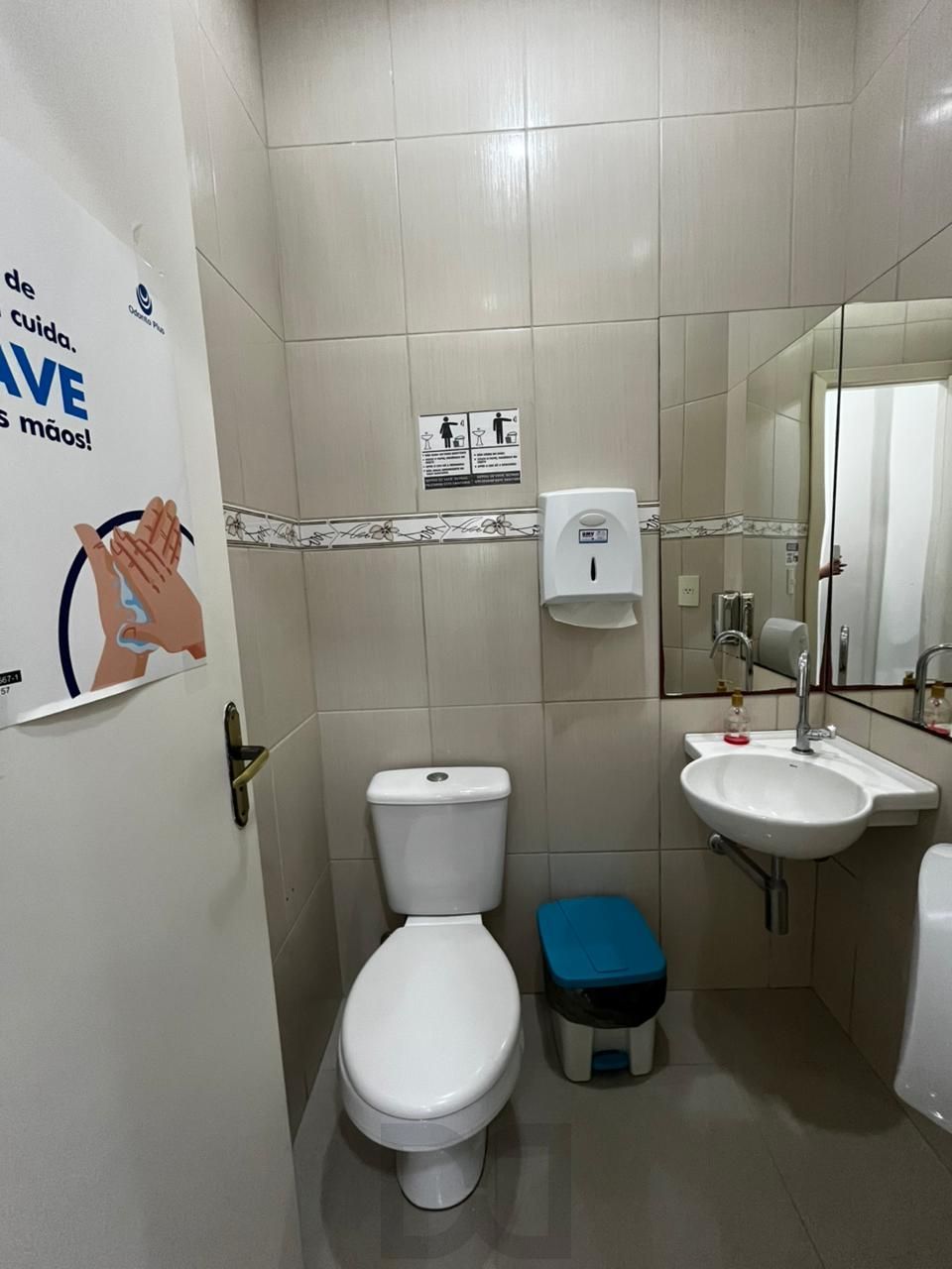 SALA COMERCIAL EM FRENTE A PREFEITURA EM PORTO ALEGRE — foto 11