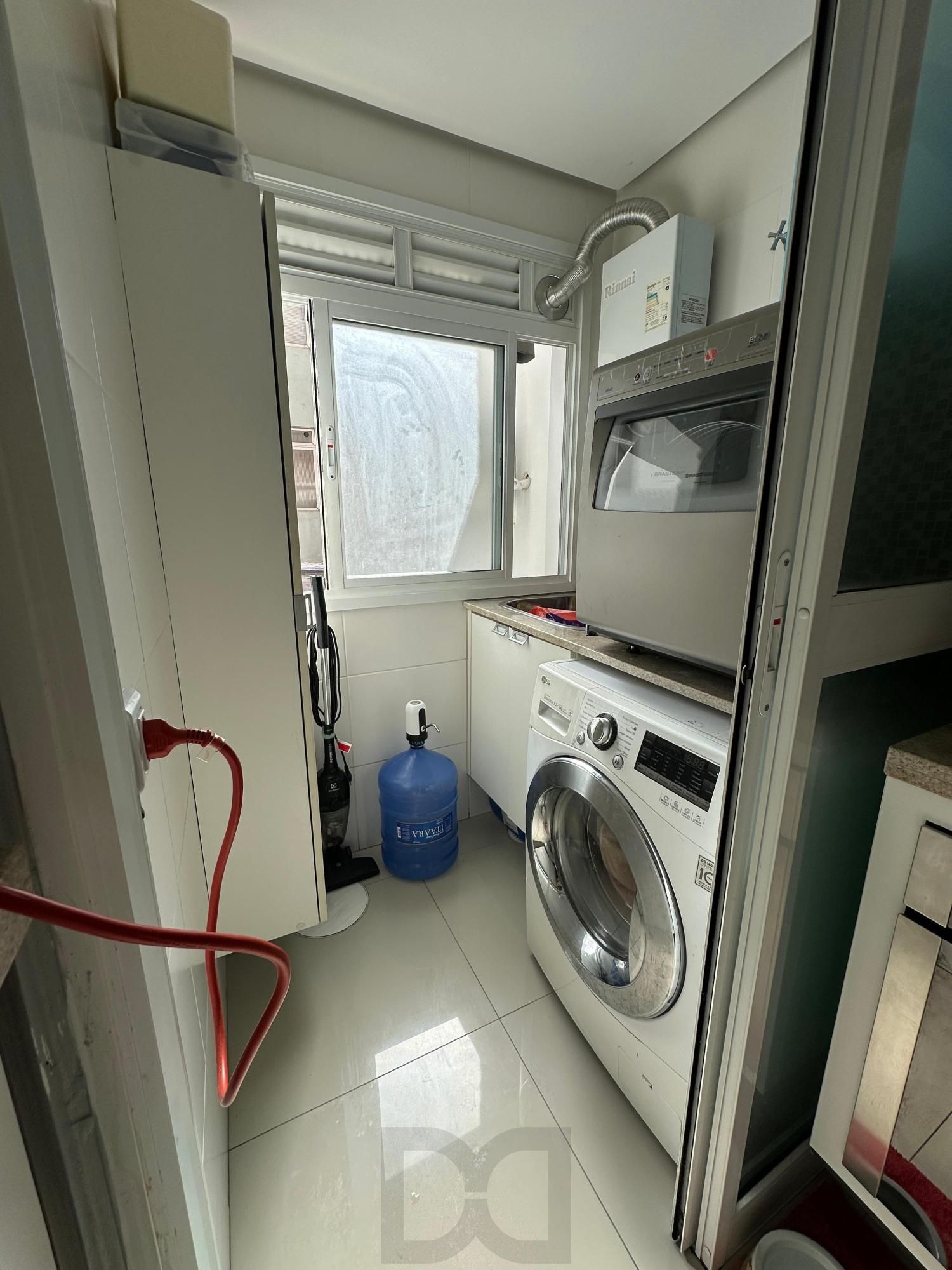 Apartamento Semimobiliado à Venda no Bairro Passo da Areia- Res. Saint Raphael — foto 5