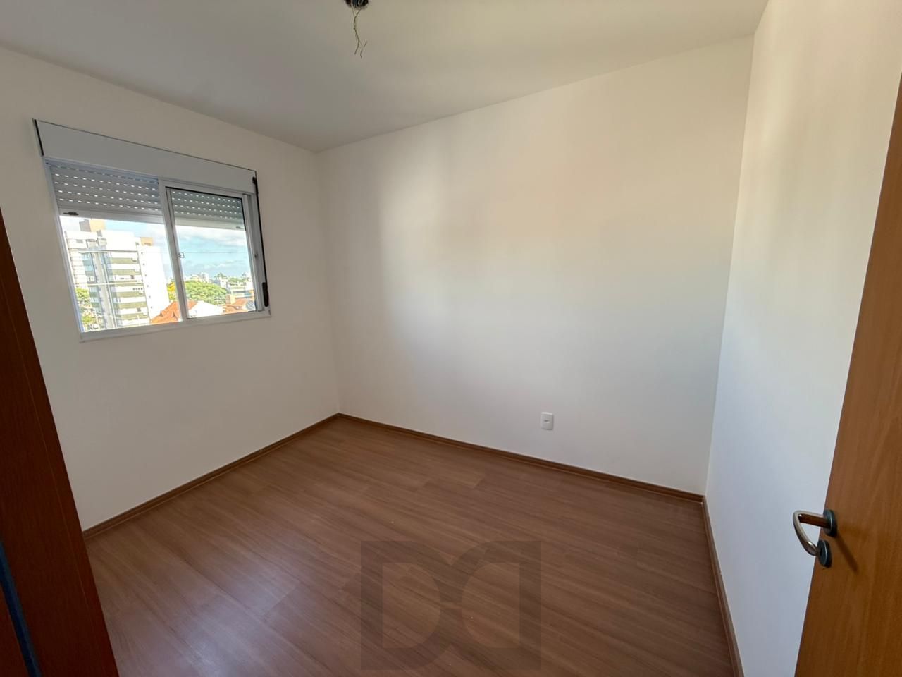 Apartamento com sacada e churrasqueira no bairro Jardim Planalto!! — foto 8