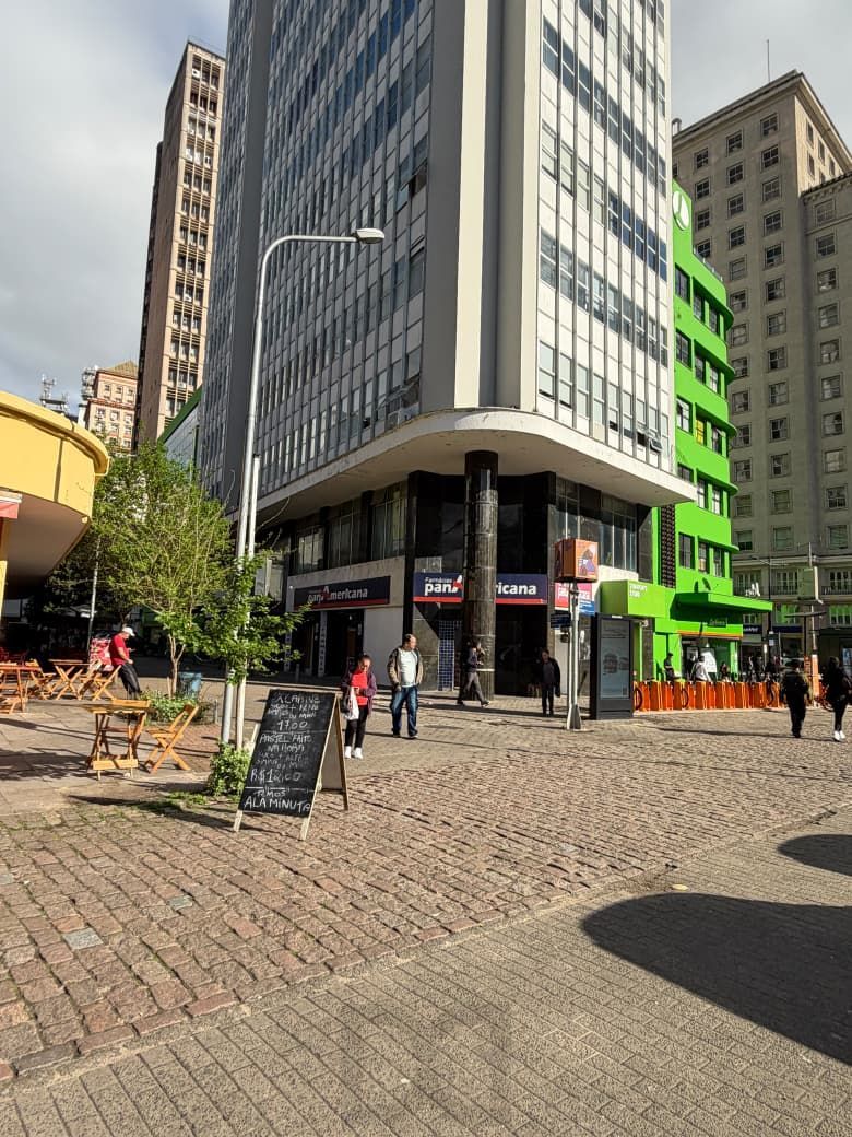 🏢✨BELO CONJUNTO COMERCIAL NO CENTRO DE PORTO ALEGRE COM VISTA PARA O GUAÍBA!✨🏢 — foto 2