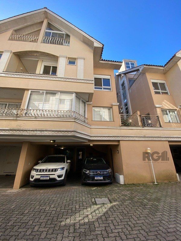 Casa em Condomínio para Comprar no bairro Pedra Redonda com 4 suítes — foto 40