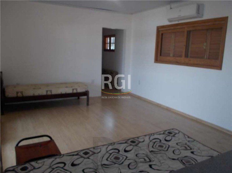 Casa para Venda - 200m², 4 dormitórios, sendo 1 suites, 3 vagas - Sarandí — foto 11