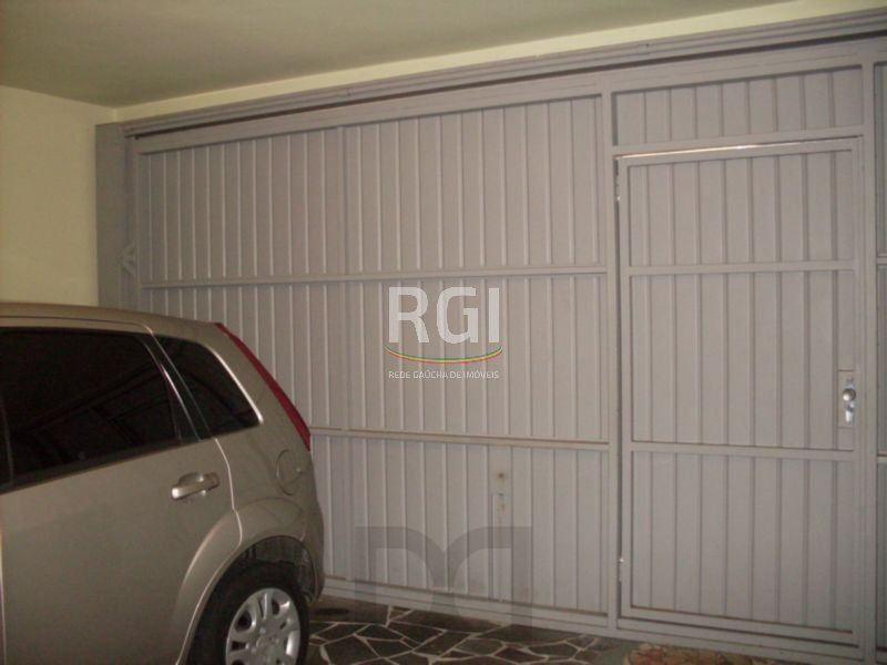 Casa para Venda - 200m², 4 dormitórios, sendo 1 suites, 4 vagas - Jardim Lindóia — foto 28