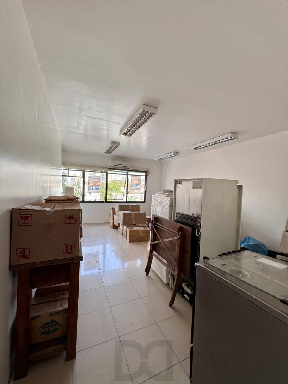 🚨 Oportunidade! Sala com garagem dupla na Cristóvão! — foto 4