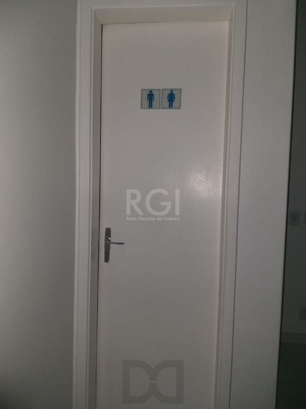 MÁFFER IMÓVEIS ALUGA Sala Comercial na Av. Cristóvão Colombo – Próxima à Félix da Cunha- 32.71m² — foto 13