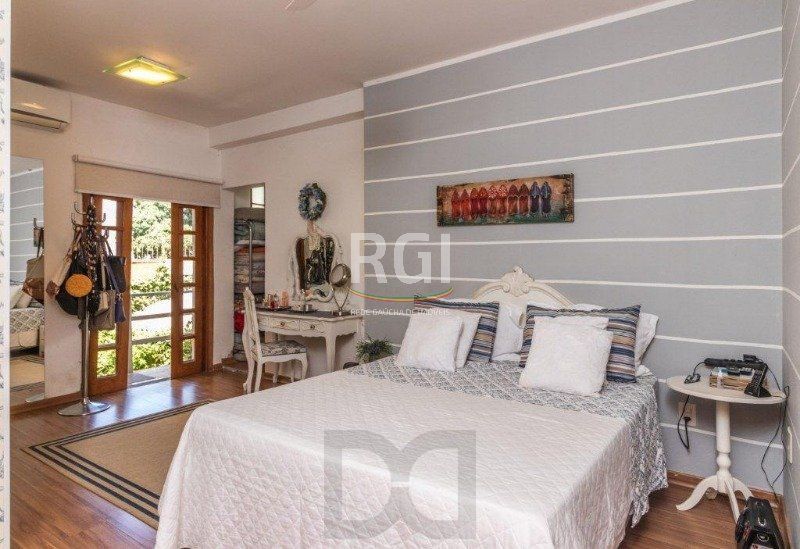 Casa para Venda - 490m², 3 dormitórios, sendo 1 suites, Floresta — foto 20