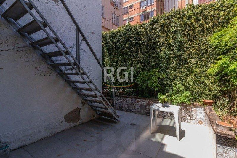 Casa para Venda - 490m², 3 dormitórios, sendo 1 suites, Floresta — foto 45
