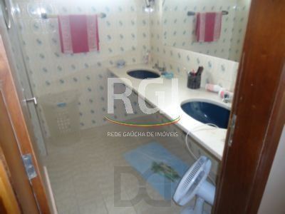 Casa para Venda - 330m², 4 dormitórios, 2 vagas - Glória — foto 40
