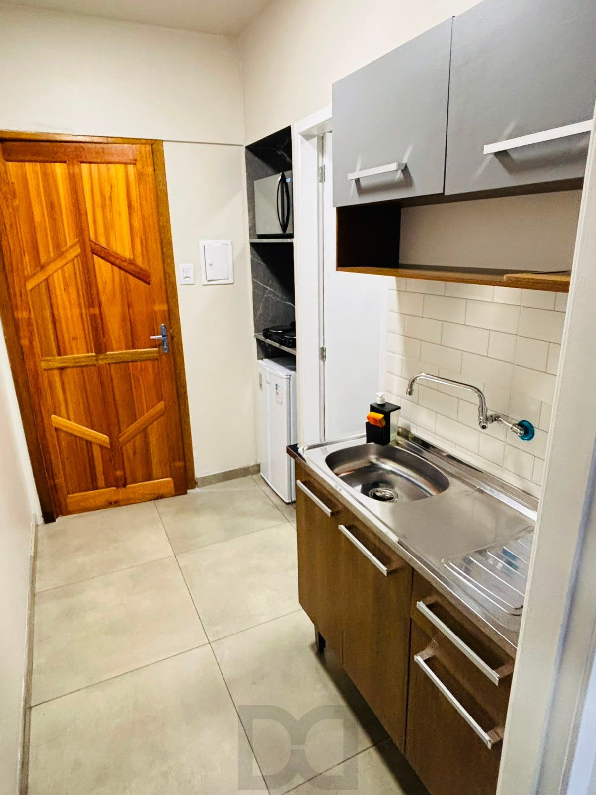 🏢 JK à venda em andar alto – TOTALMENTE MOBILIADO | Centro Histórico — foto 2