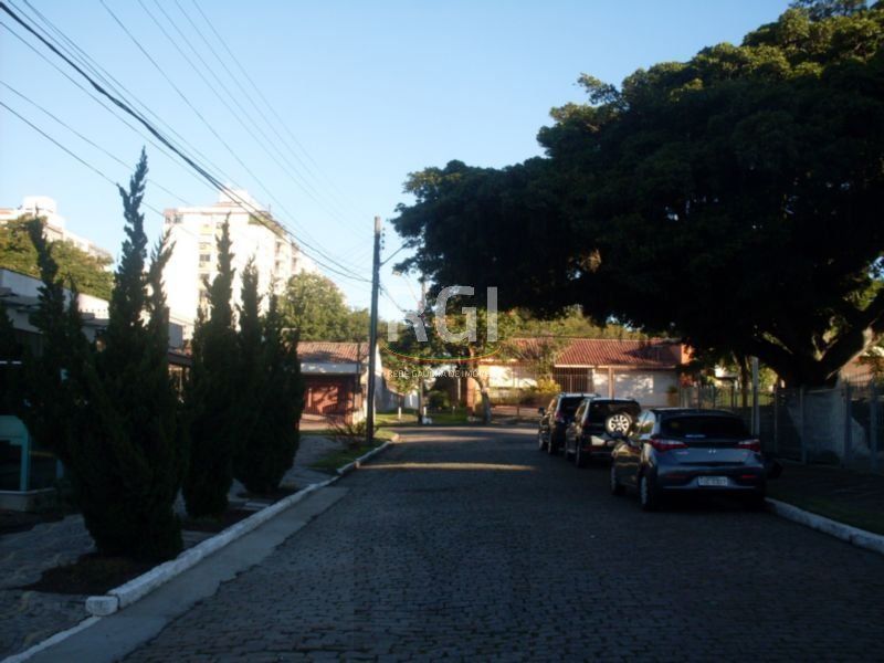Casa para Venda - 200m², 4 dormitórios, sendo 1 suites, 4 vagas - Jardim Lindóia — foto 25