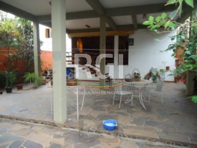 Casa para Venda - 330m², 4 dormitórios, 2 vagas - Glória — foto 2