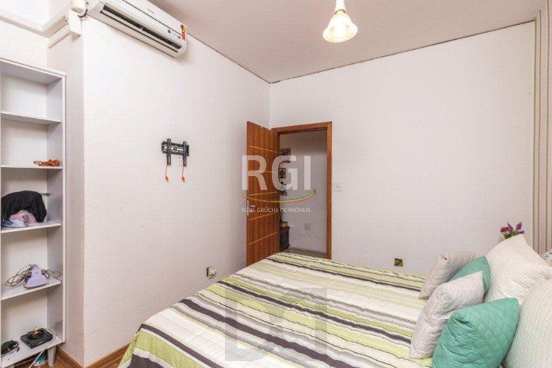 Casa para Venda - 490m², 3 dormitórios, sendo 1 suites, Floresta — foto 17