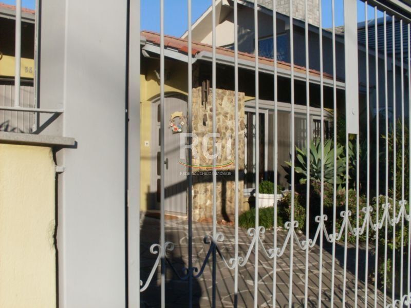 Casa para Venda - 200m², 4 dormitórios, sendo 1 suites, 4 vagas - Jardim Lindóia — foto 29