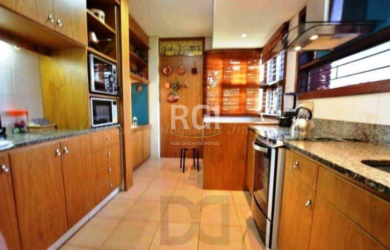 Casa para Venda - 276m², 3 dormitórios, sendo 1 suites, 5 vagas - Medianeira — foto 11