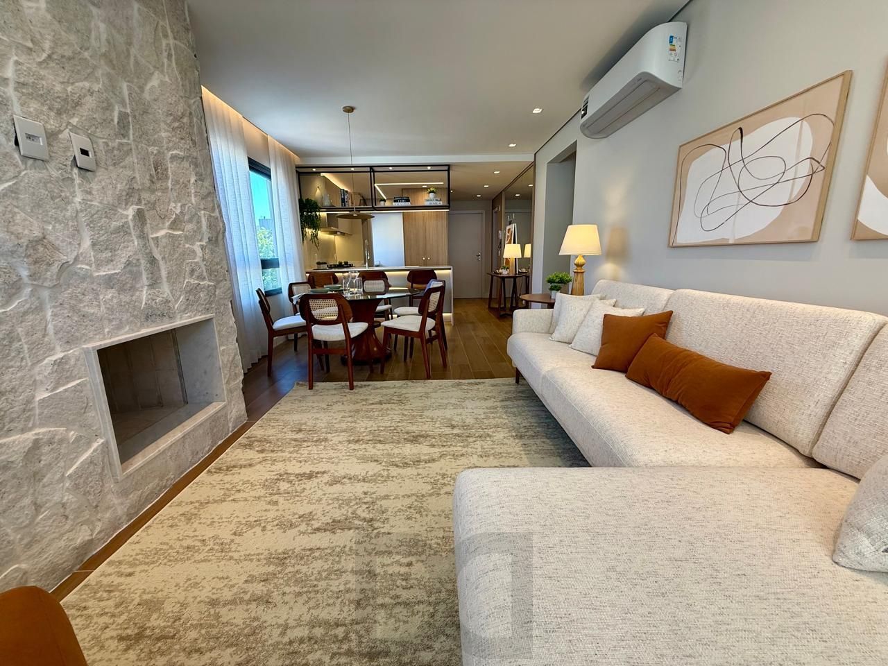 🏆 APARTAMENTO FINAMENTE DECORADO NO CORAÇÃO DO MONT SERRAT — foto 1