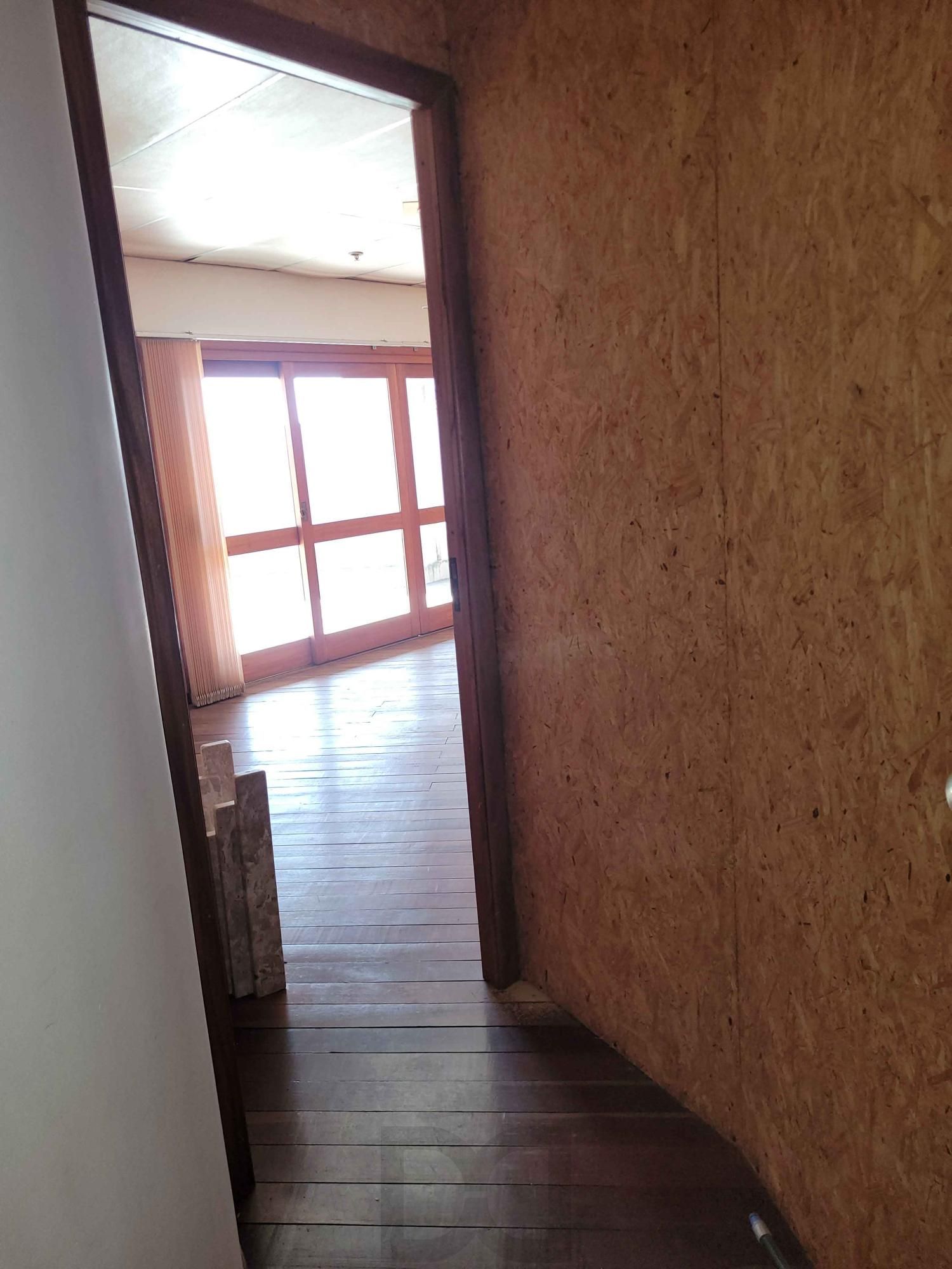 🏢 Conjunto de Salas Comerciais na barros cassal esquina Farrapos — foto 31