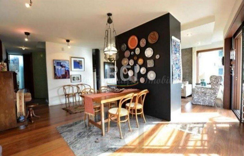 Casa para Venda - 276m², 3 dormitórios, sendo 1 suites, 5 vagas - Medianeira — foto 6