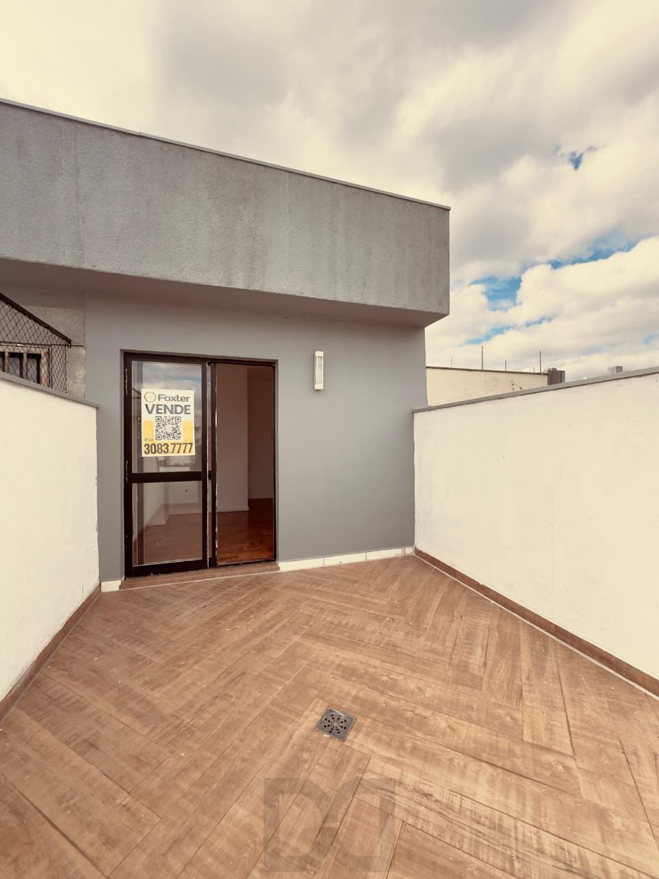 🏢✨EXCELENTE SALA COMERCIAL REFORMADA COM TERRAÇO – MONT SERRRAT | PORTO ALEGRE — foto 1