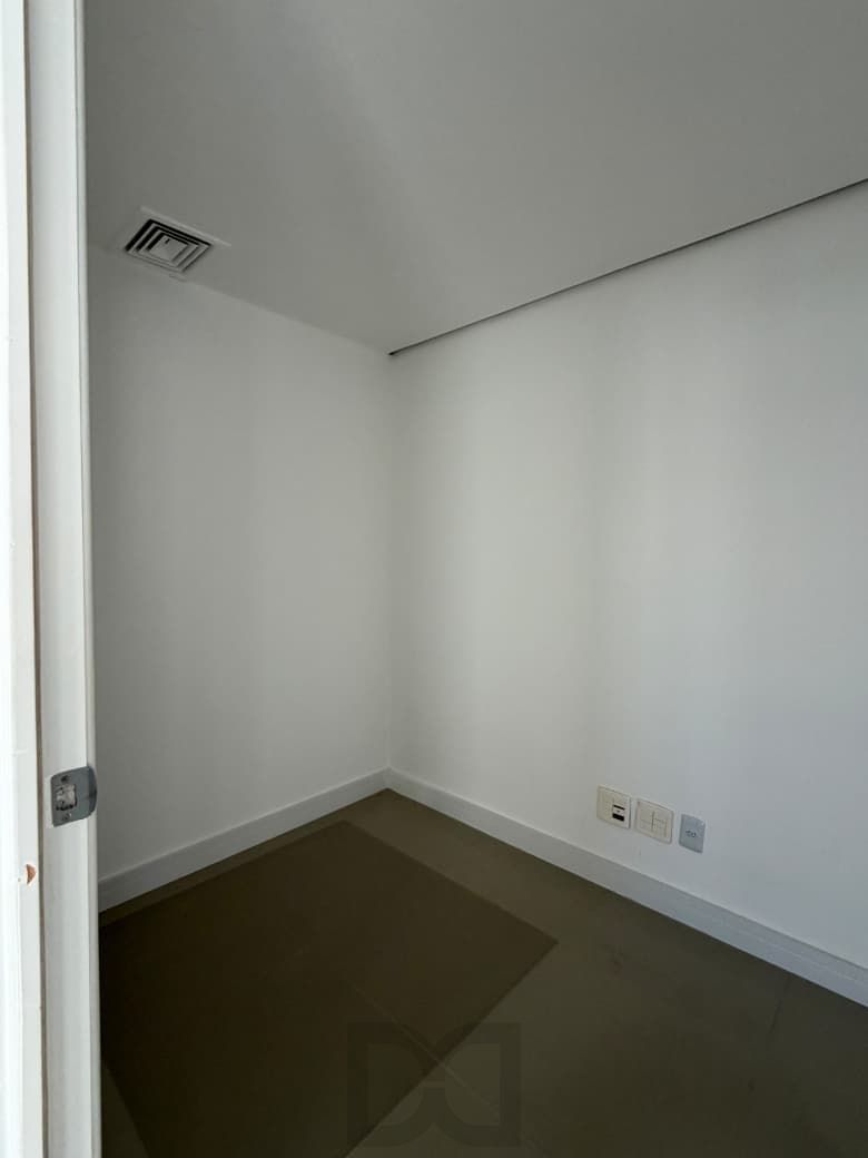 🏢✨ EXCELENTE CONJUNTO COMERCIAL EM LOCALIZAÇÃO NOBRE! ✨💼 — foto 12