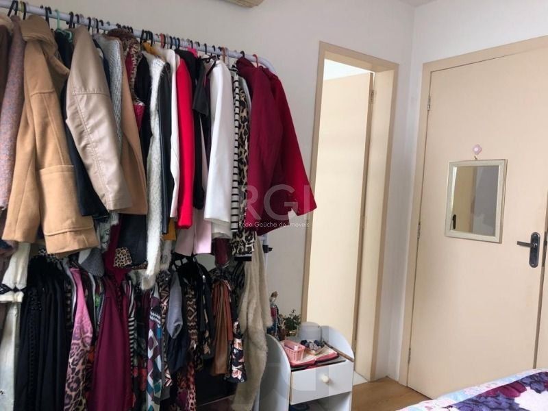 Casa para Venda - 200m², 3 dormitórios, sendo 1 suites, 2 vagas - Chácara das Pedras — foto 8